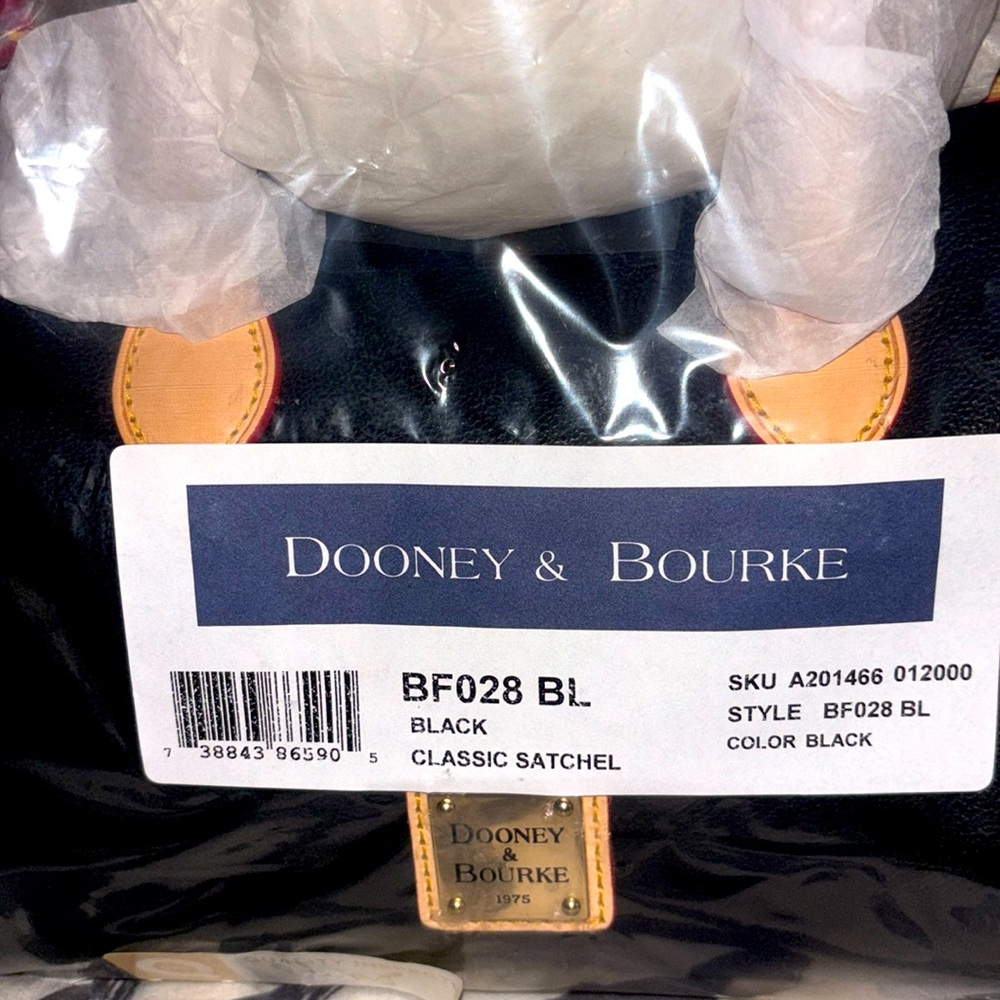 Beautiful black and tan Dooney and Bourke leather satchel